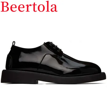 Beertola Yeni Varış Siyah günlük erkek ayakkabısı Sokak Stili Moda Erkek Yuvarlak Ayak Dantel Up Chaussures Genç Erkek Tenis Masculino