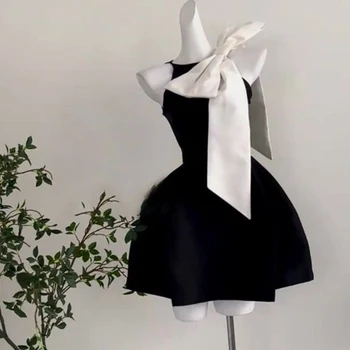 Fransız siyah ve beyaz elbise, tasarımcı üç boyutlu çiçek tomurcuğu kısa etek, papyon doğum günü siyah elbise