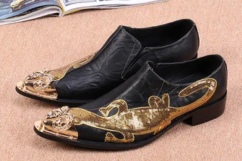 Kişilik demir ayak parmakları üzerinde rahat kayma deri ayakkabı erkekler yeni moda sivri burun rahat elbise ayakkabı yaz oyma nefes ayakkabı