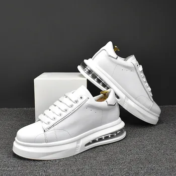 Moda spor salonu ayakkabısı Nefes erkek ayakkabıları 2022 Yeni Trend Lace Up Tıknaz Ayakkabı Erkekler için rahat ayakkabılar Beyaz