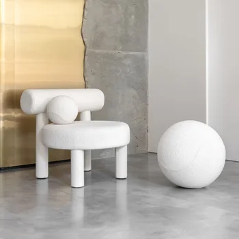 Modern minimalist rahat beyaz kuzu peluş sandalye, tasarımcı villa oturma odası modeli odası, tek kişilik kanepe