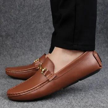 Yaz Hakiki Deri erkek ayakkabıları Moda Iş rahat ayakkabılar Üzerinde Kayma Lüks Markalar Elbise Erkek Resmi ayakkabı Sürüş Moccasins