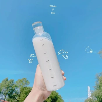 Plastik Su Şişesi Zaman İşaretleyici ile Basit Sızdırmaz içme şişesi 500ml Spor Salonu Spor Su Şişeleri Tumblers Kadın için