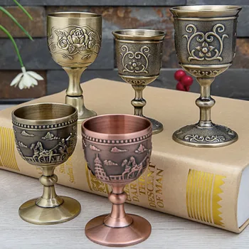 Vintage Şarap Bardağı çay fincanları Kadeh Ev Metal Sanat Zanaat Dekorasyon Süsler Yaratıcı Hediyeler Antika Kale Arabası Gül Oyma